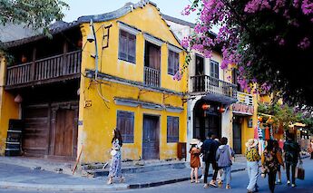 Waking through the streets of old town Hoi An, Vietnam. Hieu Tran@Unsplash