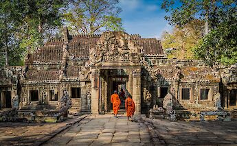 Siem Reap Angkor Temples Bike Tour. CC: TO
