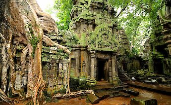 Siem Reap Angkor Temples Bike Tour. CC: TO