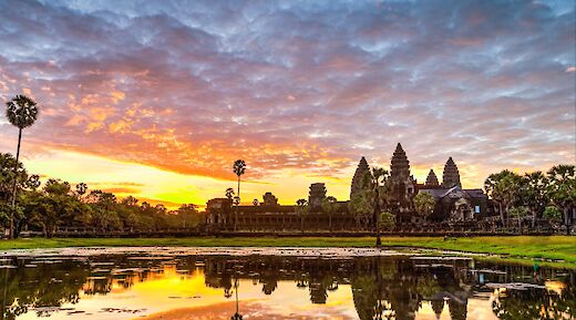 Angkor Temples Sunrise Bike Tour Siem Reap, Siem Reap