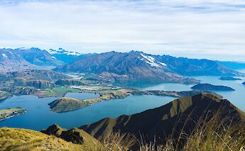 View of Wanaka from Roys Peak, Wanaka, New Zealand. Vincent Branciforti@Unsplash