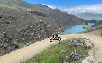 Highest point of the Dunstan Trail, New Zealand. CC:N Z Biketrails