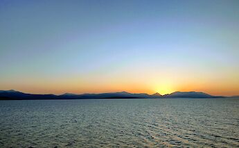 Golden sunset on the Saronic Gulf. -toIH