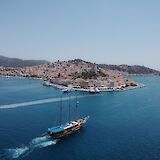 A spectacular approach by sea to this Saronic jewel. -toIH
