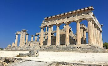 Temple of Aphaia, Greece. Xenofon Tsantilas@Unsplash