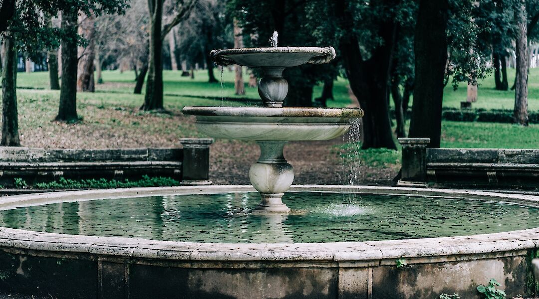 Roman Fountain, Villa Borghese, Rome, Italy. Gabriella Clare Marino@Unsplash