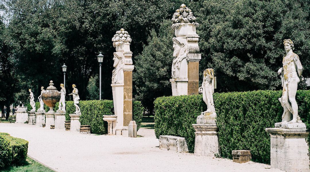 Sculptures in a row, Villa Borghese, Rome, Italy. Gabriella Clare Marino@Unsplash