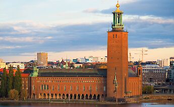 Sunlit City Hall of Stockholm, Sweden. Flick: Chas B