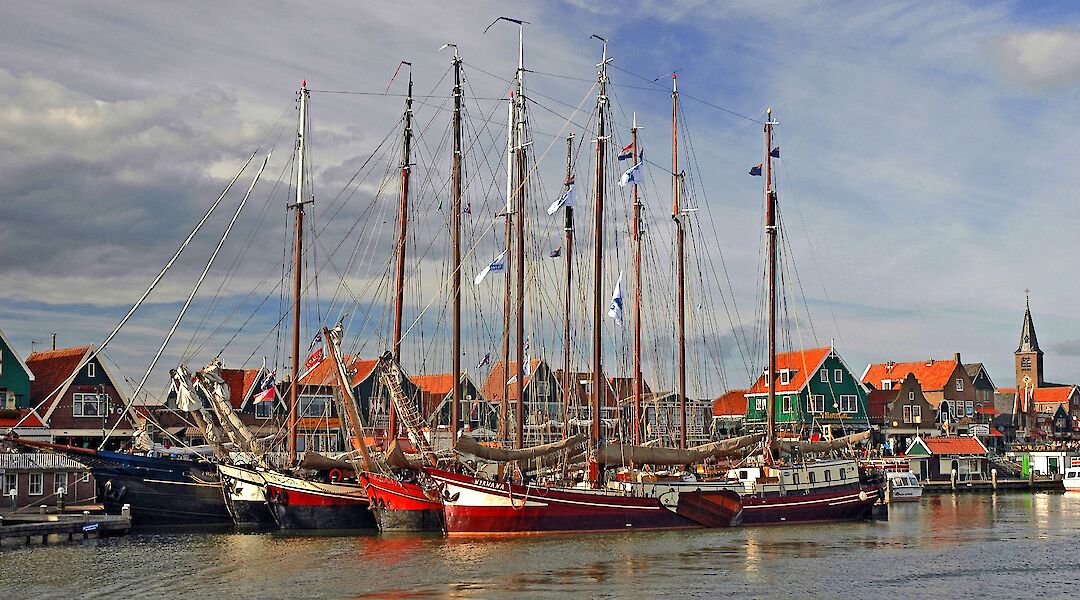 Boats in Volendam, Holland. Herve Simon@Flickr