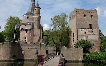 The castle at Wijk bij Duurstede, Holland. Alexander van Loon@Flickr
