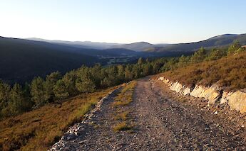 Camino de Santiago above Tamicelas, Galicia, Spain. CC:Simon Burchell