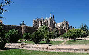 Gardens of the Palacio de Gaudí, Spain. CC:JRA