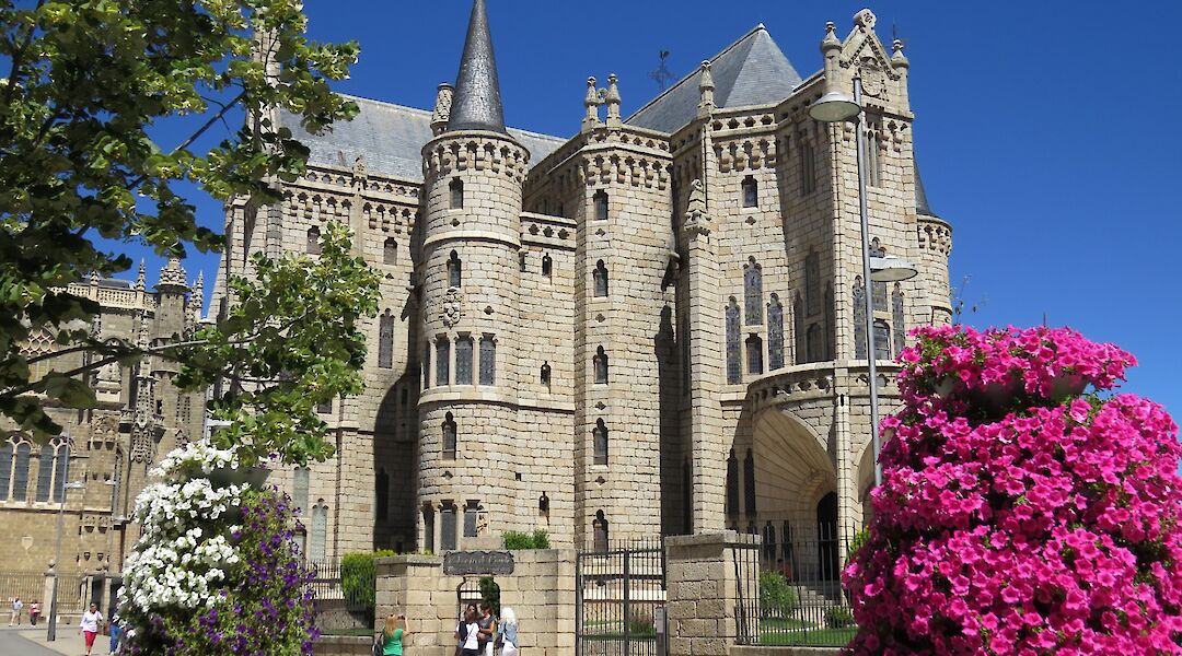 Palacio de Gaudí, Spain. CC:m.dolores paderne sa...