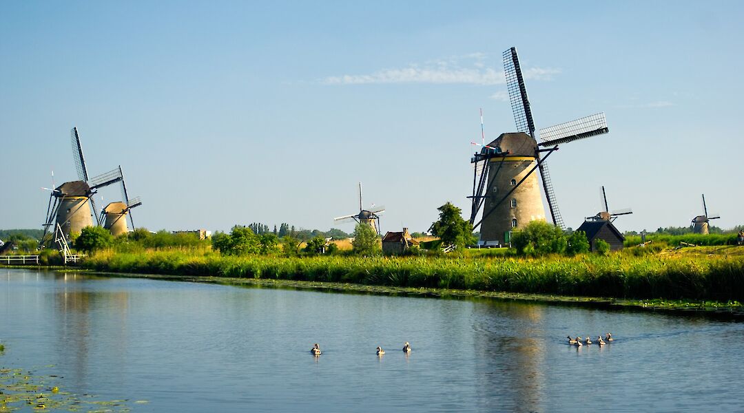 Kinderdijk windmills, Holland. piotr ilowiecki@Flickr