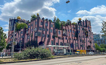 Hundertwasser in Magdeburg, Germany. CC:Bildersindtoll