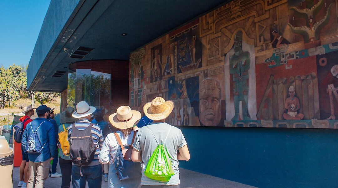 Teotihuacan Archeological Bike Tour. Teotihuacan en Bici