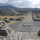 Archeological grounds from above a pyramid ruin, Teotihuacan, Mexico. Herbert Spencer@Flickr