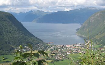 Vik and the Vikøyri Valley in Norway. CC:iz48