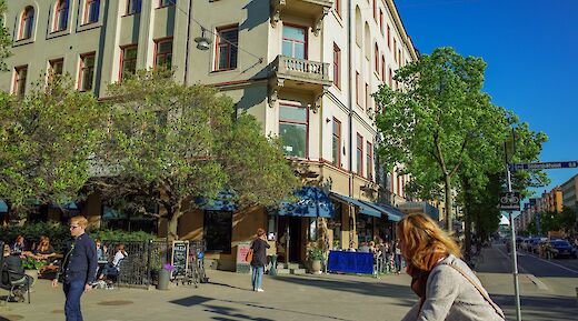 Cyclist passing by in Sodermalm, Stockholm, Sweden. Flickr: Chas B