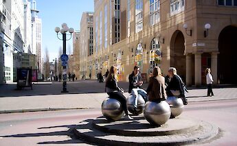 Friends gathered in Sodermalm, Stockholm, Sweden. Flickr: Giovanni Prestige
