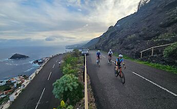 Cycling along the coast. totbt