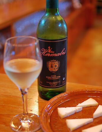 White wine in Tenerife, Canary Islands, Spain. bea & Txema & alan@Flickr