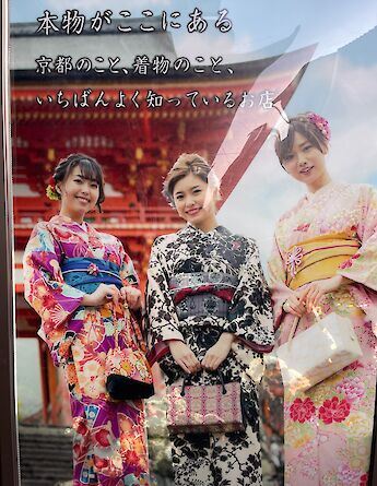 Geisha girls at the Kiyomizu-dera Temple in Kyoto, Japan.