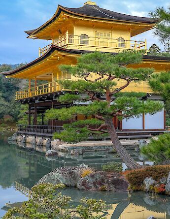The Golden Pavilion (Kinkakuji) in Kyoto, Japan. Serge@Flickr