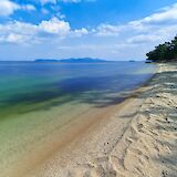 Lake Biwa in Japan. Taka Shimiyazaki@Unsplash