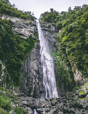 Nachi Falls, Nachisan, Nachi-Katsuura, Wakayama, Japan. Kentaro Toma@Unsplash