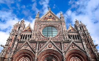 Duomo di Siena in Siena, Tuscany, Italy. Agatha Depine@Unsplash