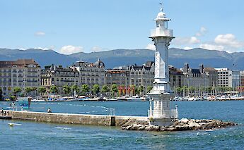 Geneva on Lake Geneva in Switzerland. Dennis Jarvis@Flickr