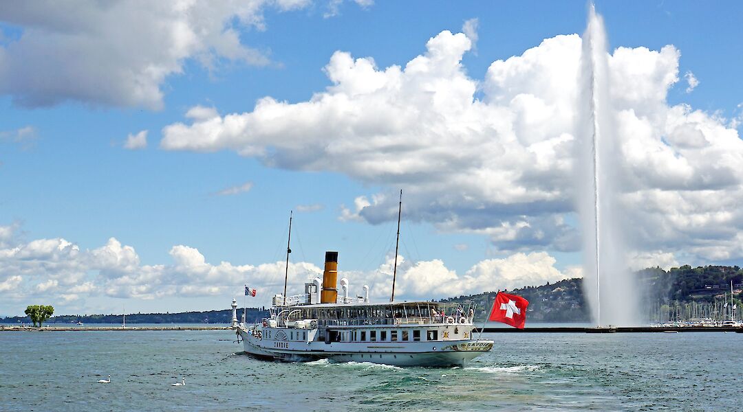 Lake Geneva, Switzerland. Dennis Jarvis@Flickr