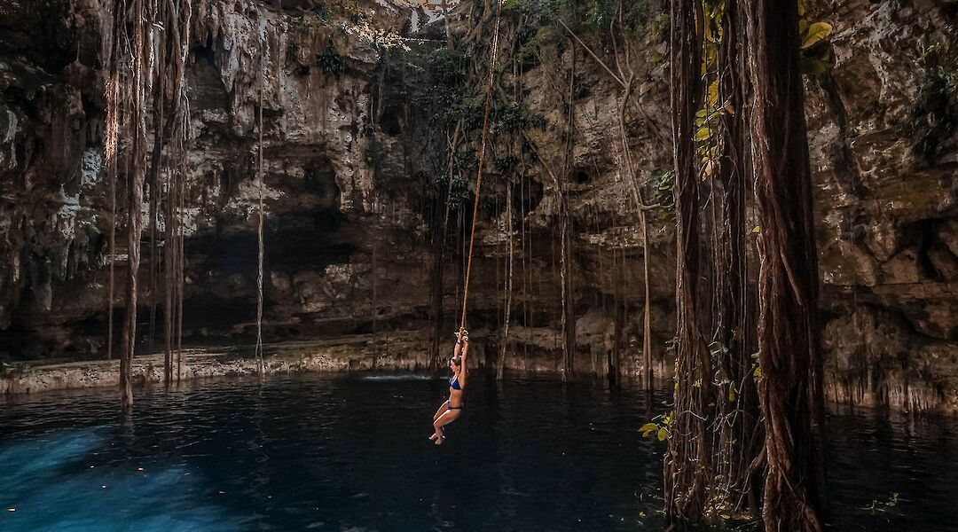Cenote rope swing. The free birds@Unsplash