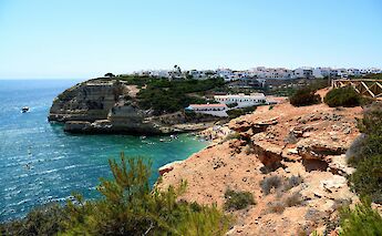 Carvoeiro, Portugal. Melanie Arouk@Unsplash
