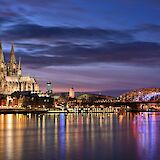Rhine River in Cologne, Germany. Roman Burki@Unsplash