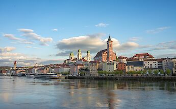 Boat docked in Passau, Germany. Unsplash:Leonhard Niederwimmer