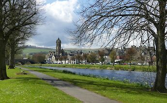 River Tweed, Scotland. Scot Kennedy@Unsplash