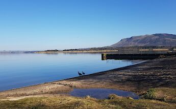 Loch Leven, Edinburgh, Scotland. Katherine Carlyon@Unsplash