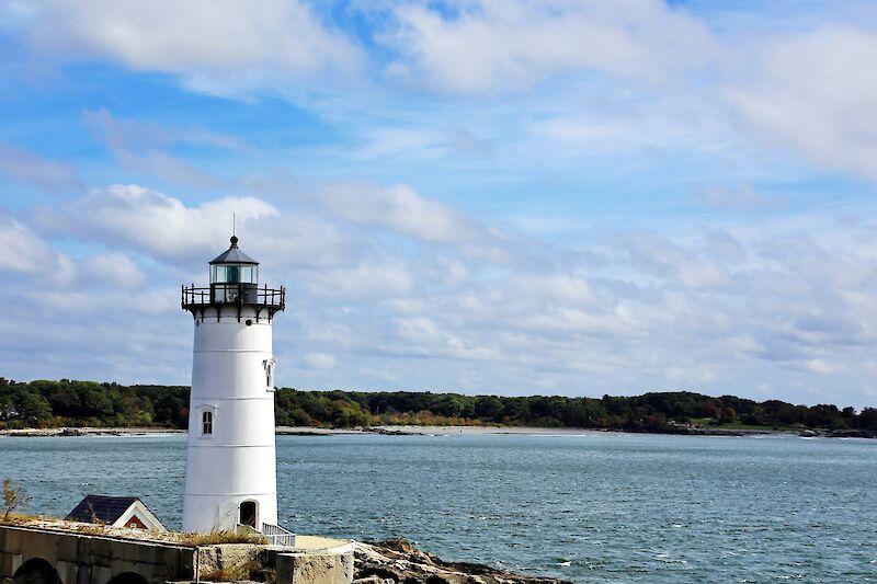 Lighthouse on New Castle Island, Portsmouth, New Hamphshire, USA. Mark Konig@Unsplash
