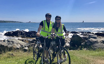 Photo opportunity by the sea, Portsmouth bike tour, New Hampshire, USA. CC:TO