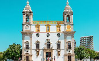 Grand Cathedral in Faro, Portugal. Kobu Agency@Unsplash