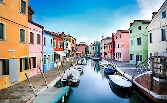 Burano, Venice, Italy. Unsplash: Lopez Robin