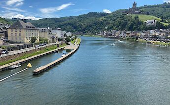 Mosel River in Cochem, Germany. Viktoriam@Unsplash