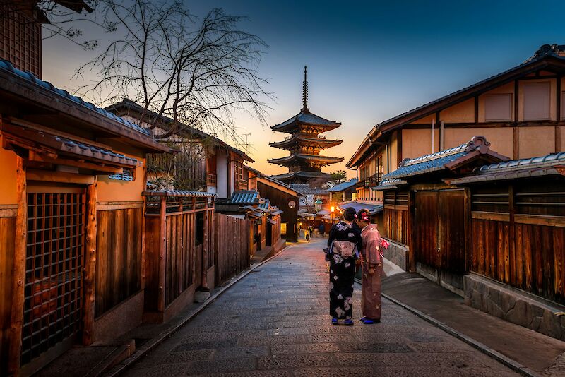Street scenes in Kyoto, Japan. Sorasak@unsplash