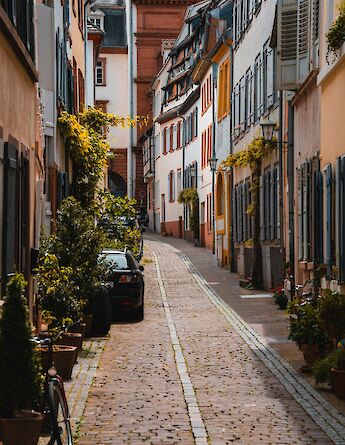 A romantic street in Heidelberg, Germany. Tobias Reich@Unsplash