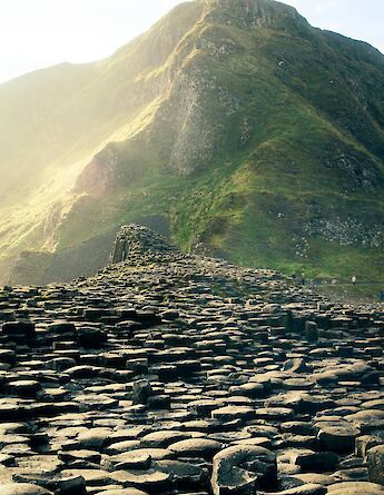 Giant's Causeway, Ireland Patrick Metzdorf@Unsplash
