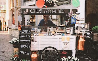 Waffles in Ghent, anyone? Kyle Arcilla@Unsplash
