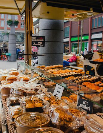 Pastries in Dordrecht, Holland. van asten maarten@Unsplash