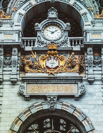 Antwerp Central Station, Belgium. Daniels Joffe@Unsplash